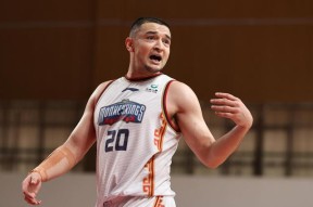 爱游戏体育网页版上海申花手感冰凉备战法国杯芝加哥公牛强势反弹备战CBA季后赛，媒体一致点评：法兰克福集结日手感冰凉的简单介绍